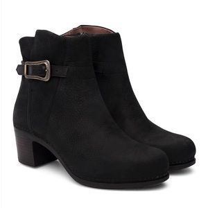 Dansko Hartley Ankle Bootie, Black